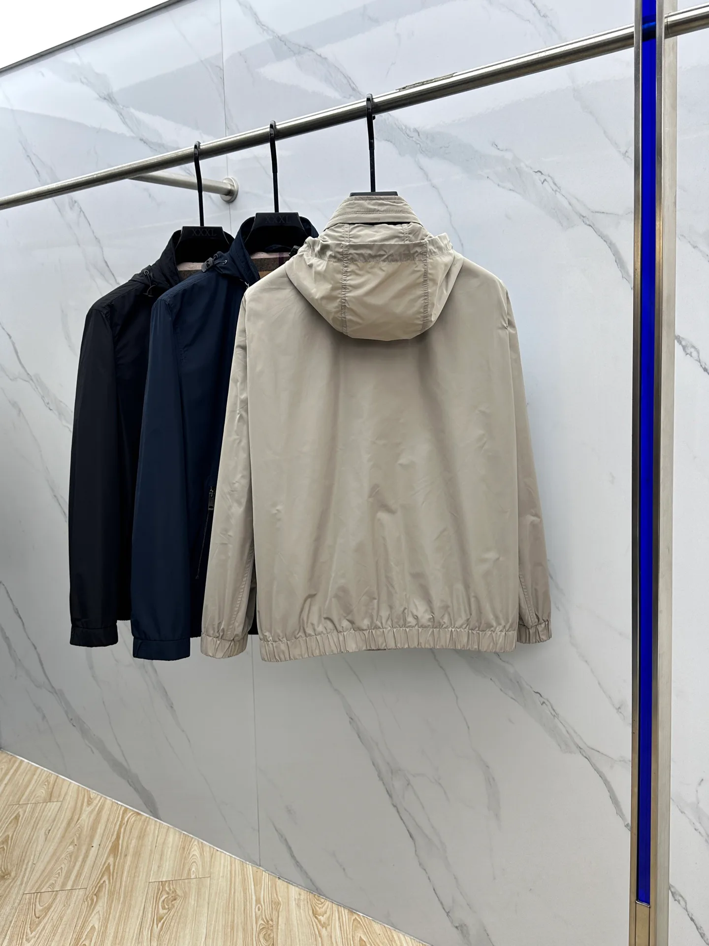 Men's Jackets And Down Jackets BURBERRY 18246780
