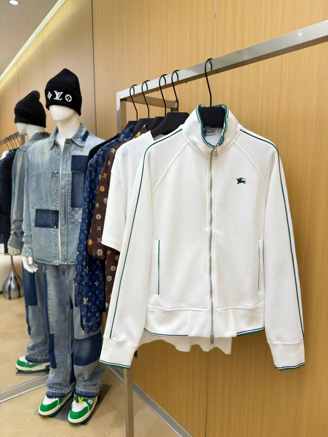 Men's Jackets And Down Jackets BURBERRY 17740845