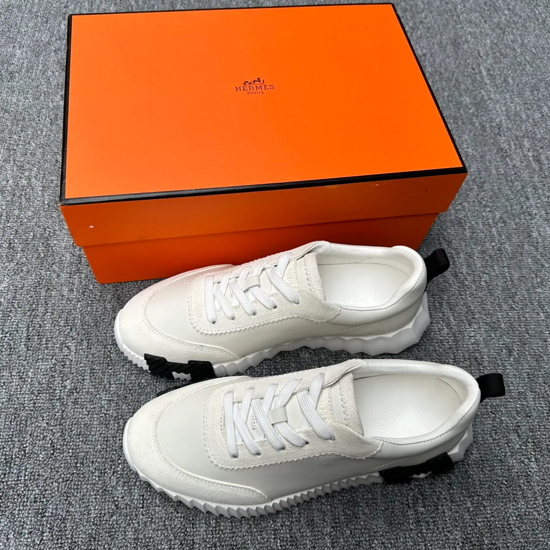 Women's Sneakers HERMES 18076173