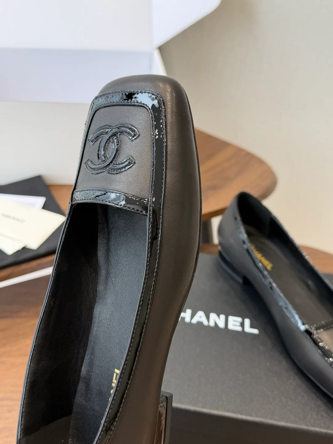 Women's Ballet Flats CHANEL 17708763