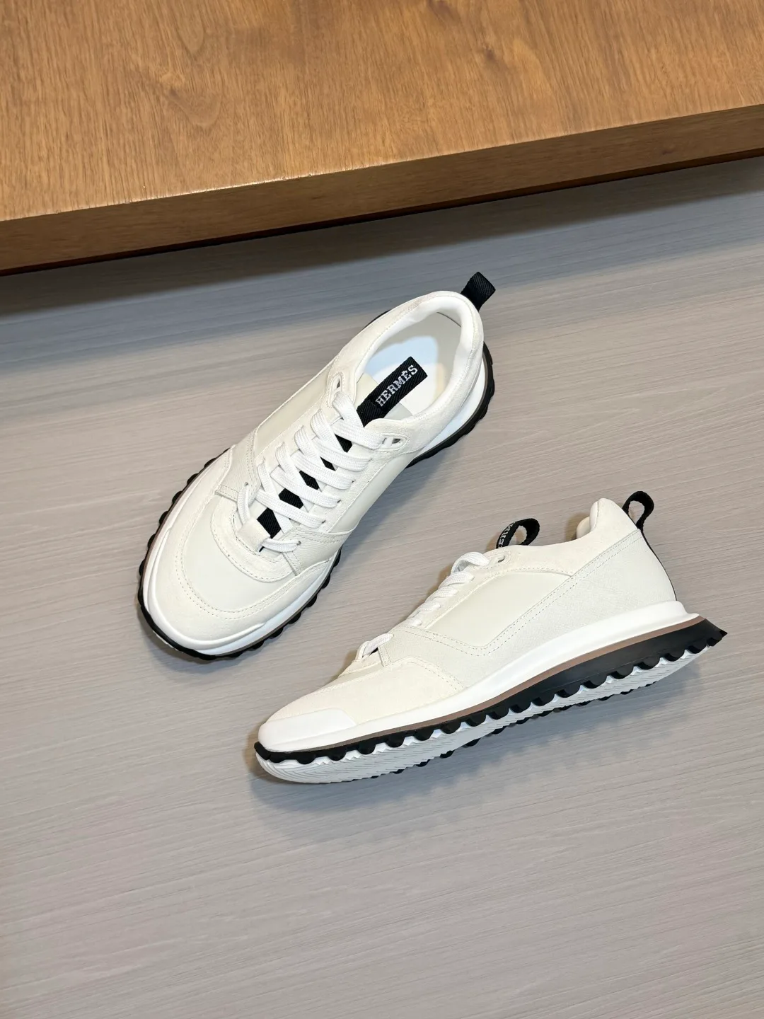 Men's Sneakers HERMES 18055243