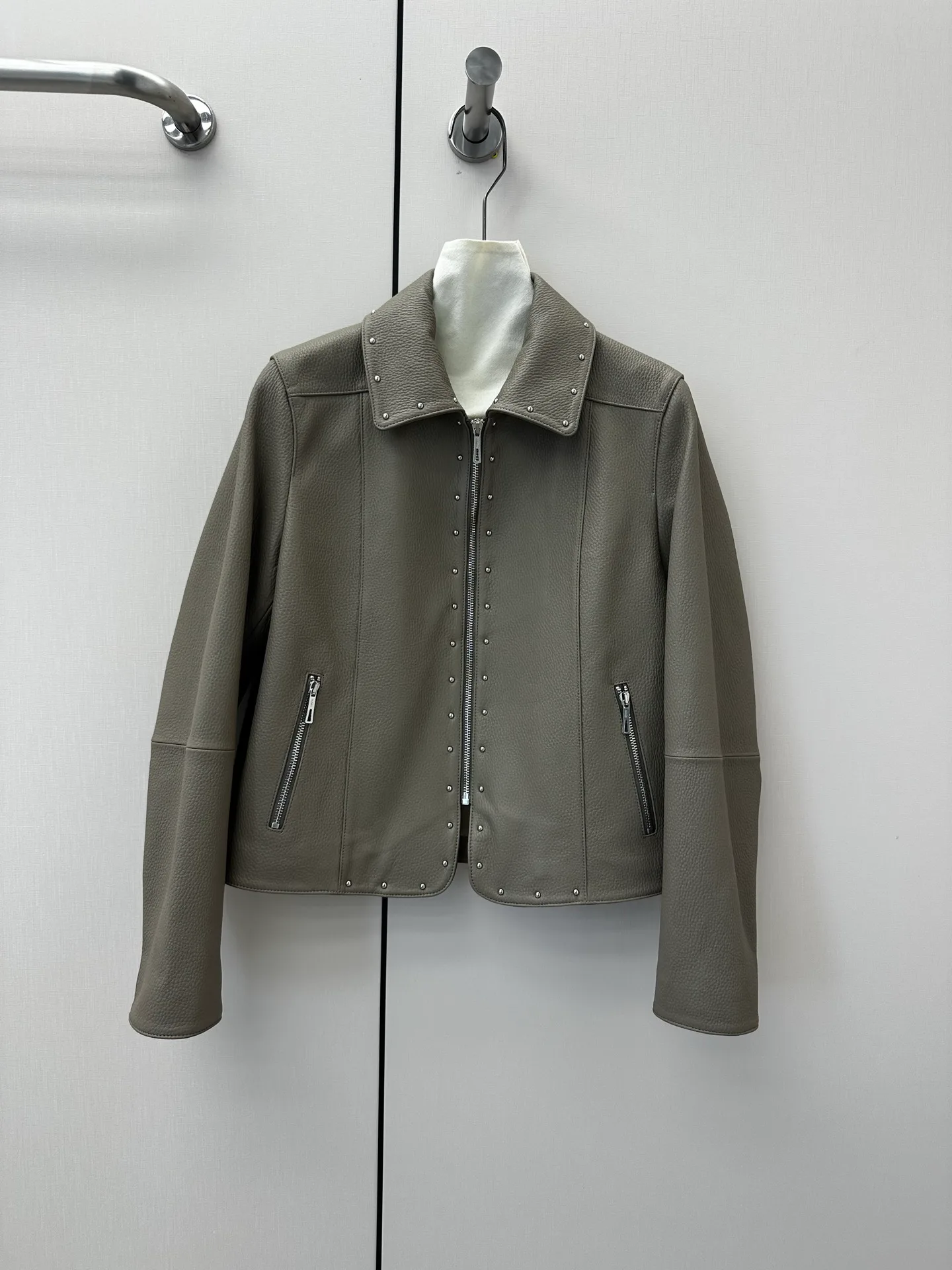 Women's Leather Jackets And Sheepskin Coats HERMES 17328302