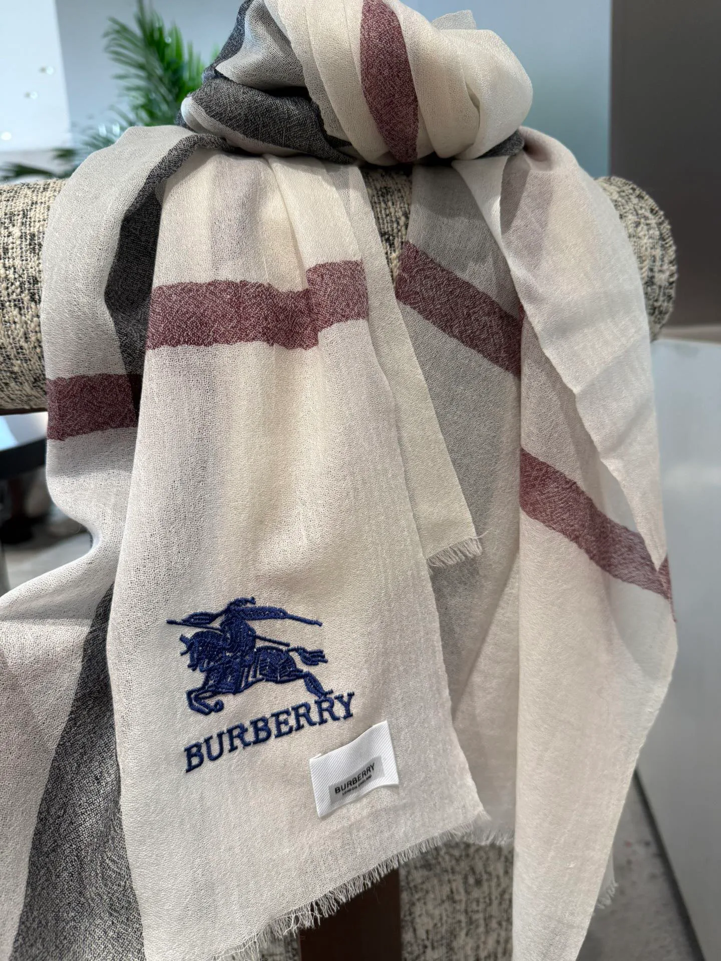Scarves BURBERRY 18222429