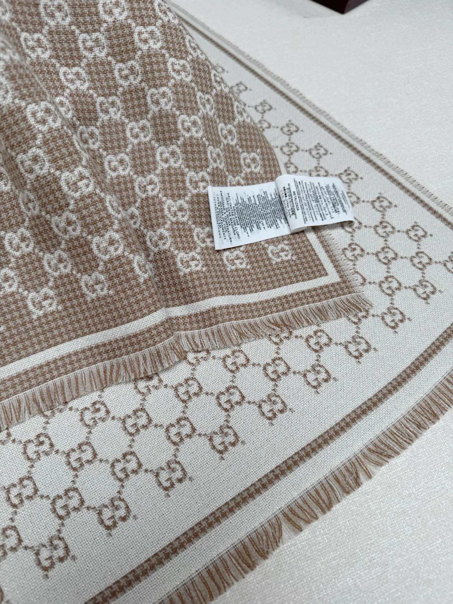 Scarves GUCCI 17992040