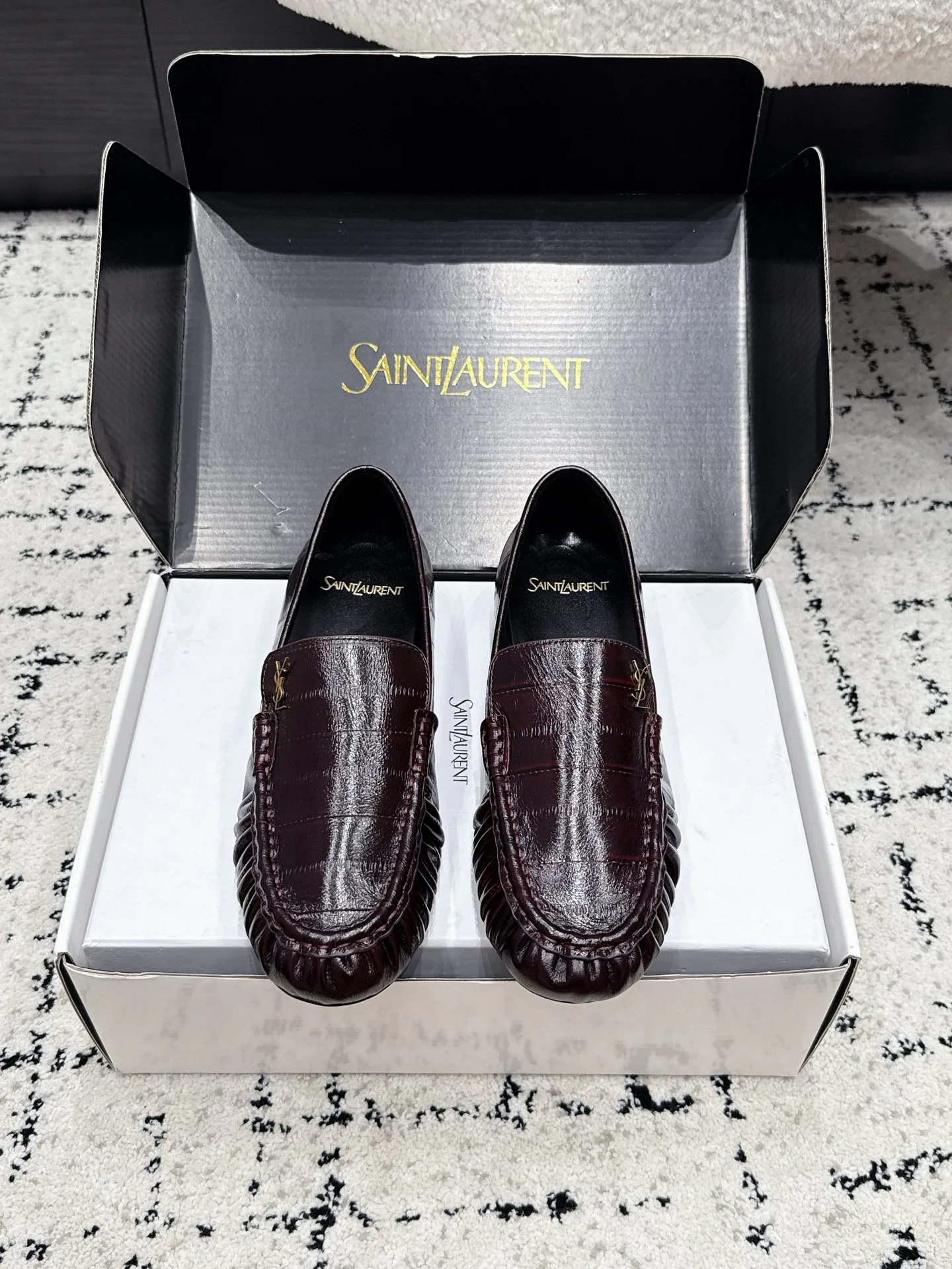 Women's Loafers And Moccasins SAINT LAURENT 17355728