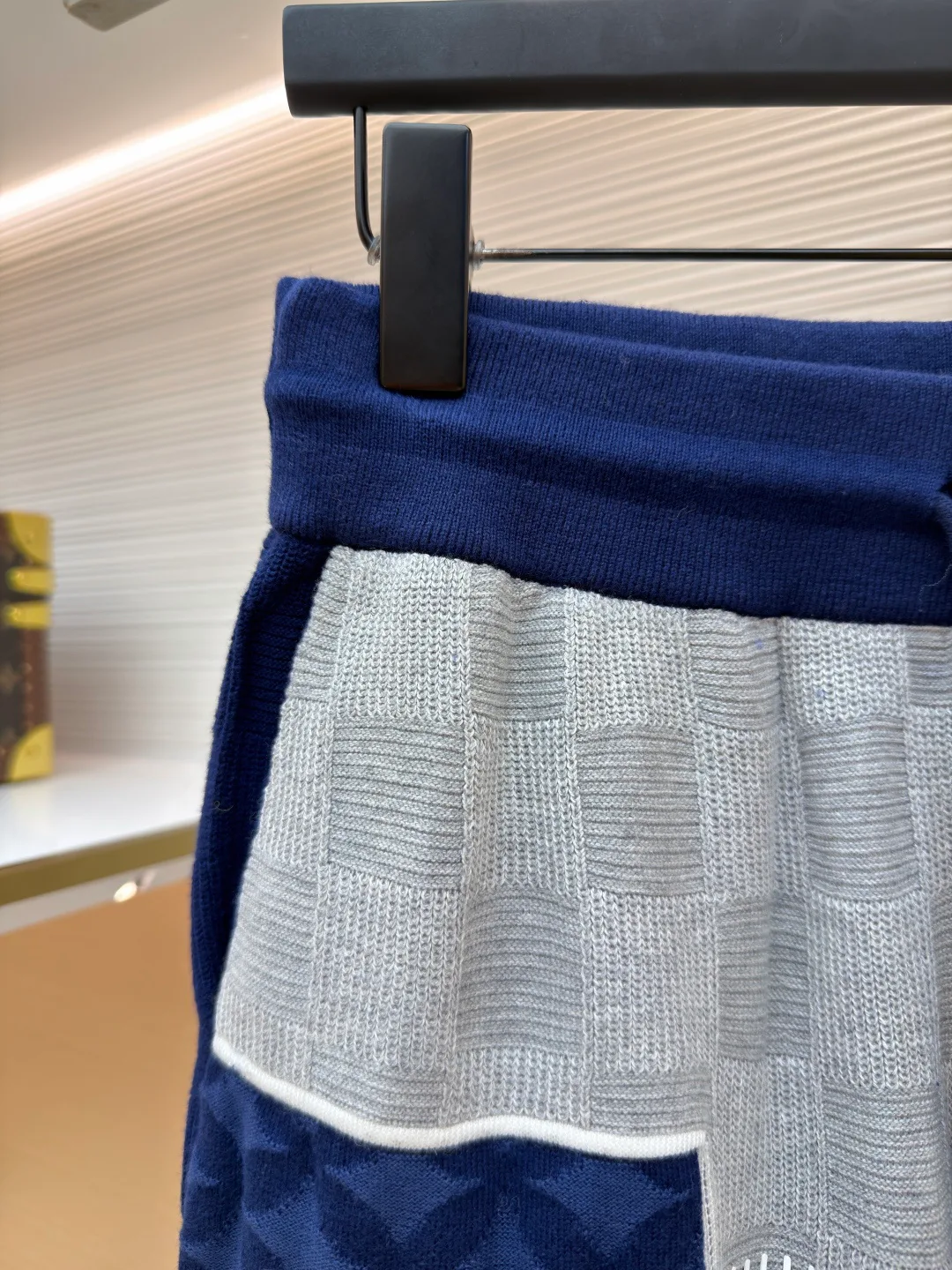 Men's Shorts LOUIS VUITTON 17527111