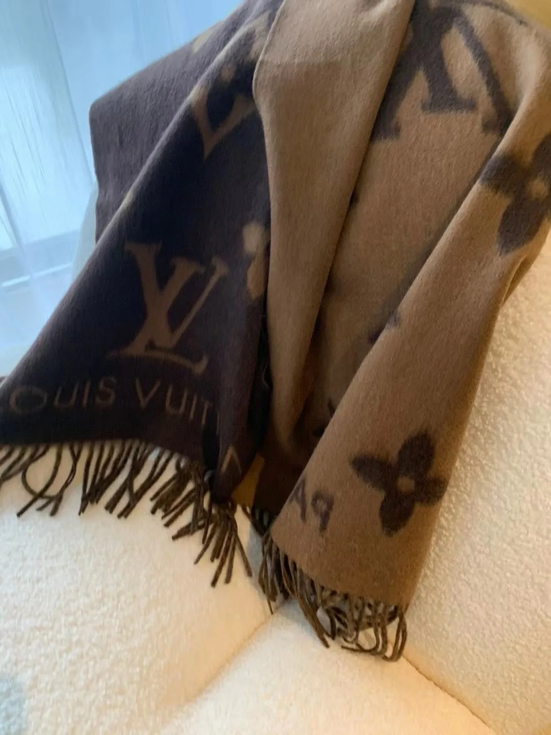Scarves LOUIS VUITTON 18141172