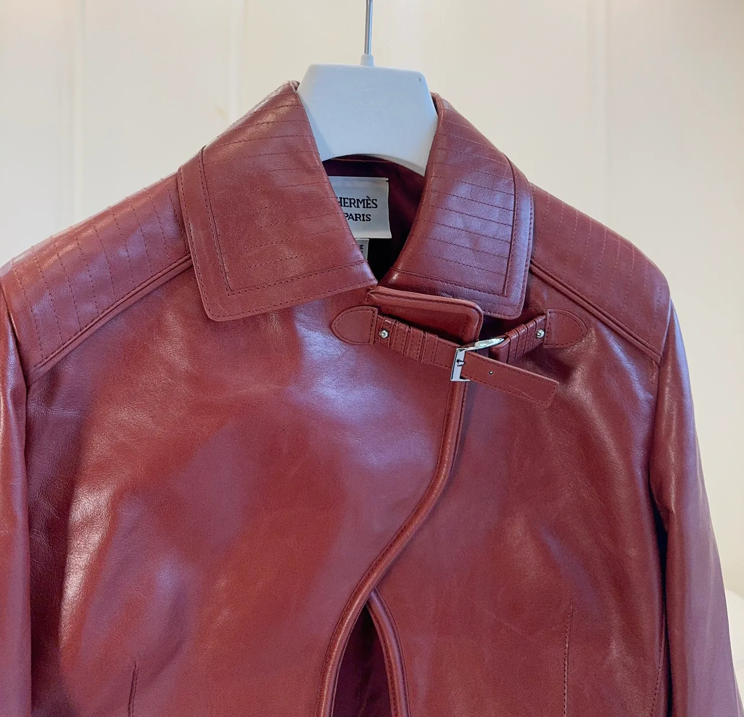 Women's Leather Jackets And Sheepskin Coats HERMES 18336446