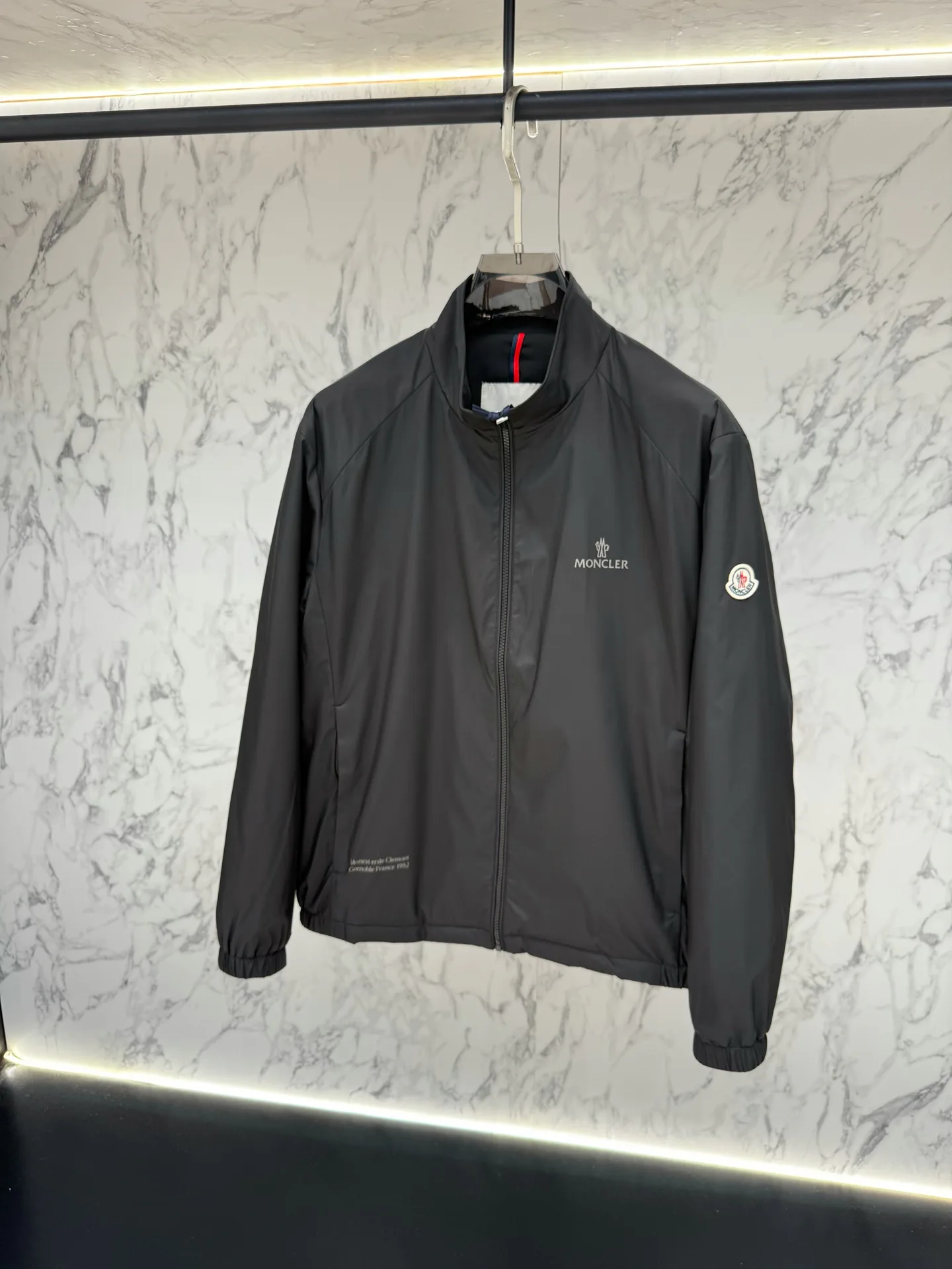 Men's Jackets And Down Jackets MONCLER 17944102