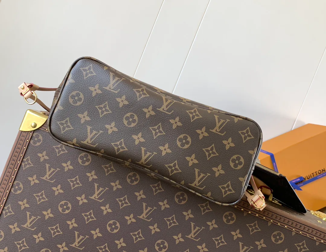 Women's Classic Handbags LOUIS VUITTON 18308893