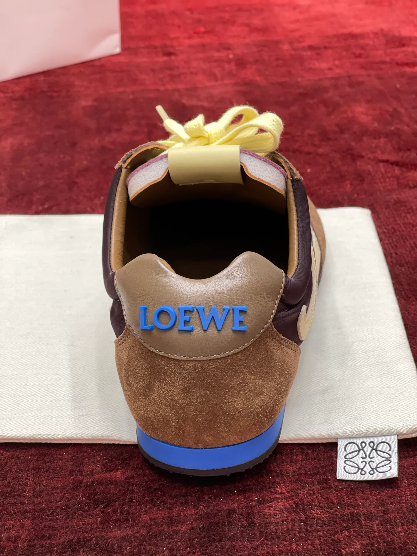 Women's Sneakers LOEWE 18191689