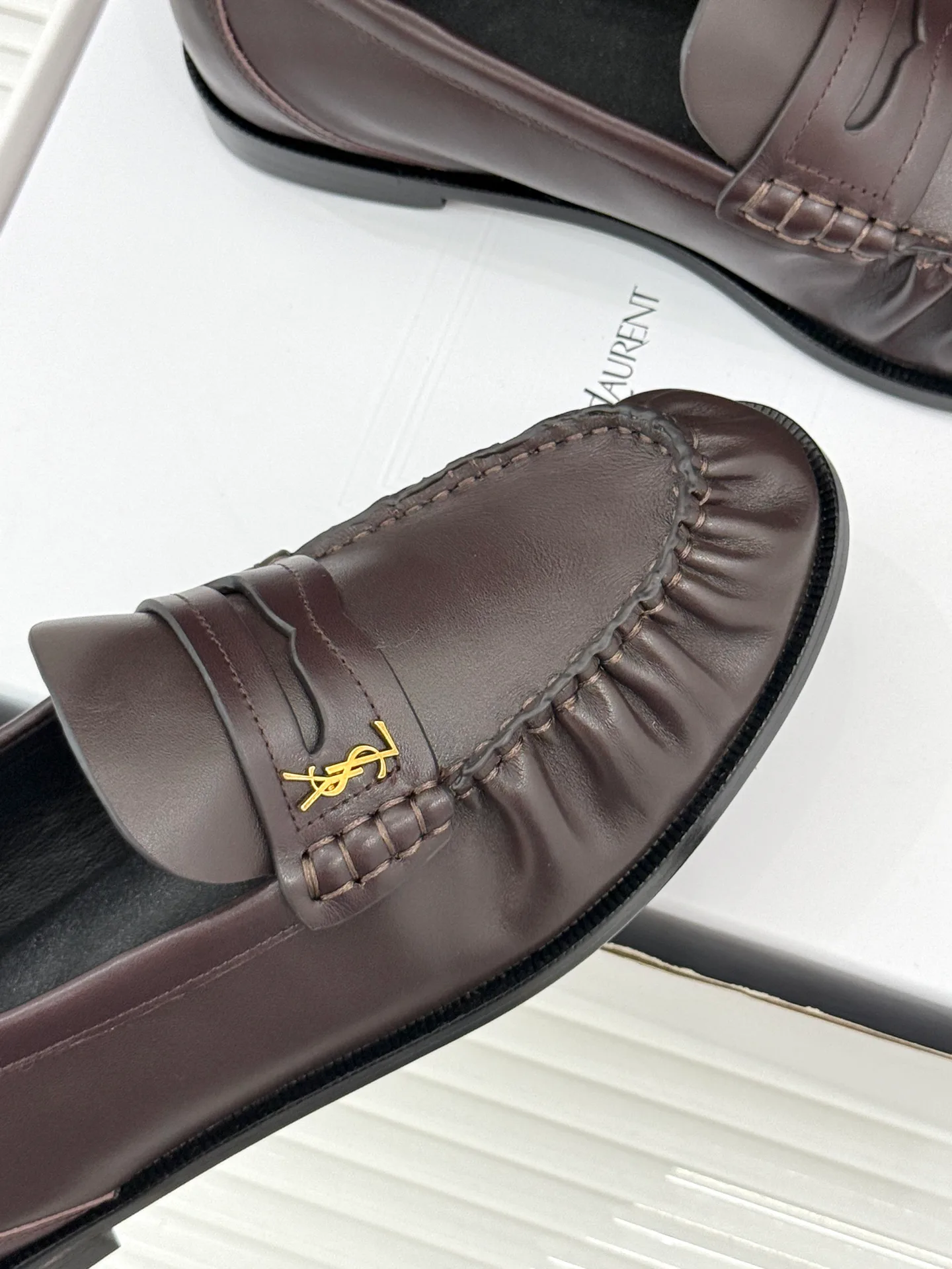Women's Loafers And Moccasins SAINT LAURENT 17514974