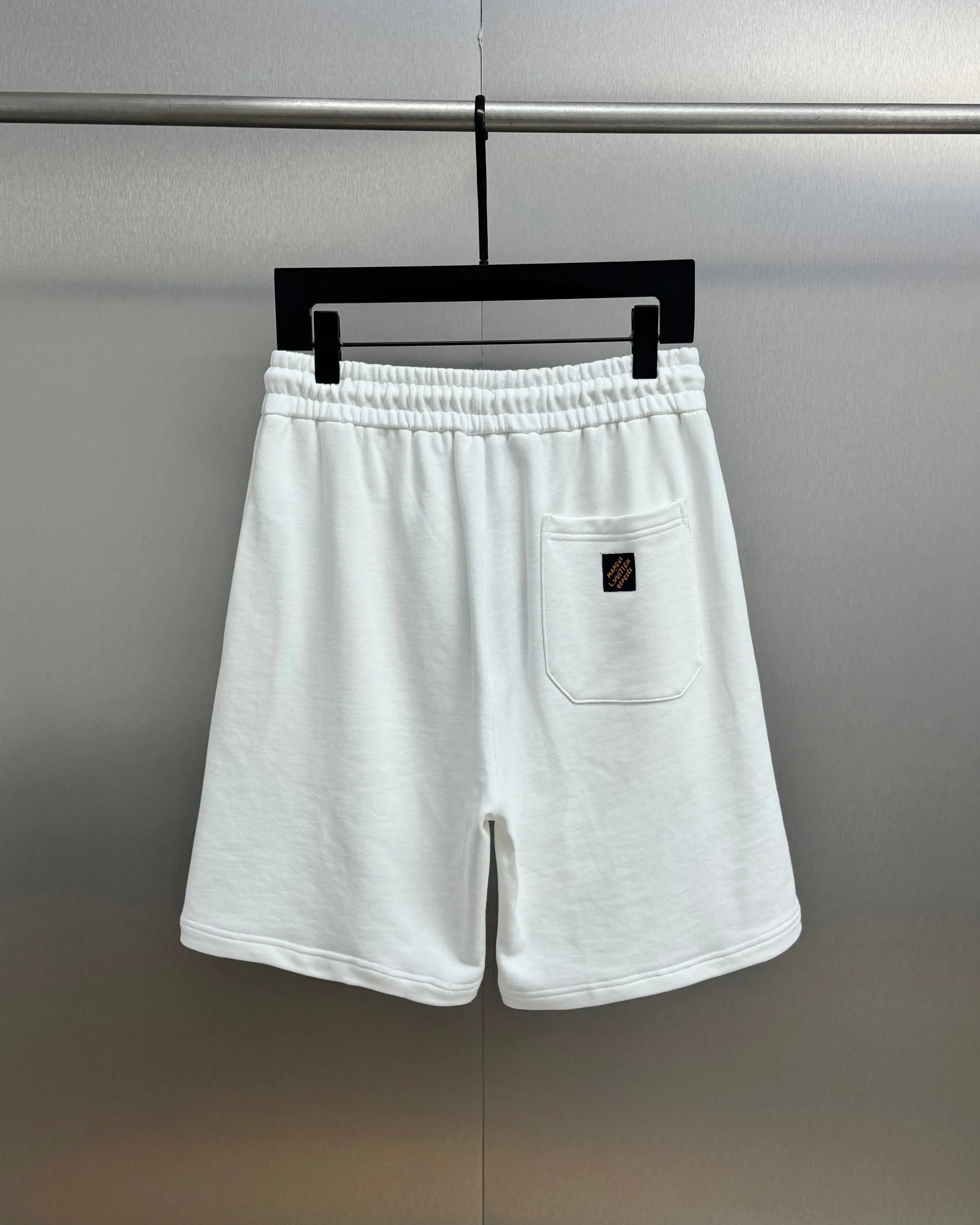 Men's Shorts LOUIS VUITTON 17510435