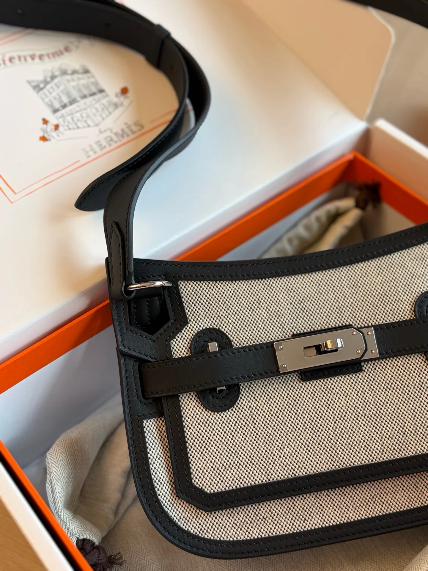 Women's Classic Handbags HERMES 17382408