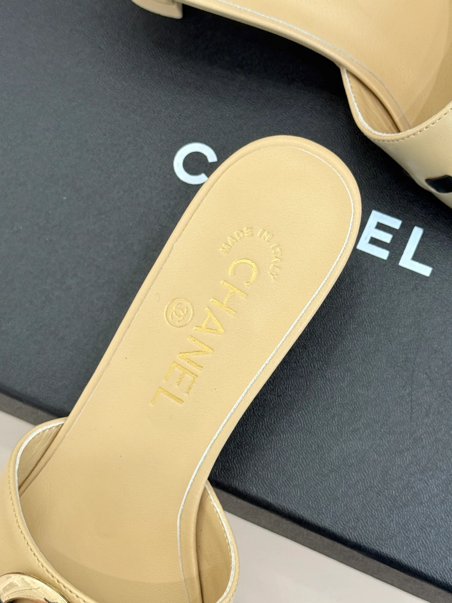 Women's Open-Toe Sandals CHANEL 17025704