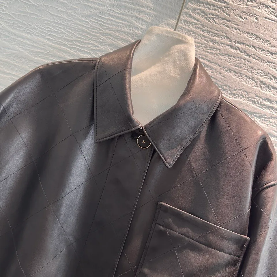 Women's Leather Jackets And Sheepskin Coats CHANEL 17302289