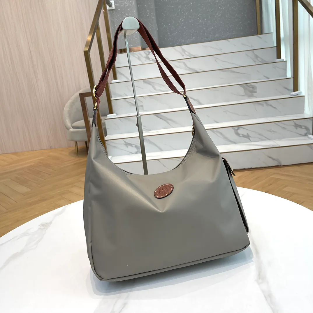 Women's Classic Handbags LONGCHAMP 17076867