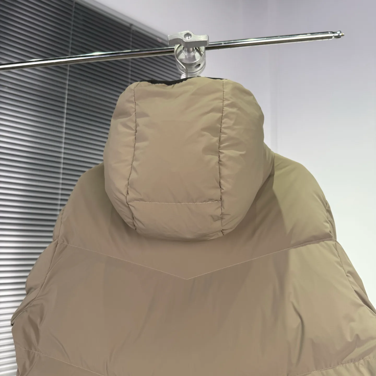 Men's Jackets And Down Jackets MONCLER 18415693