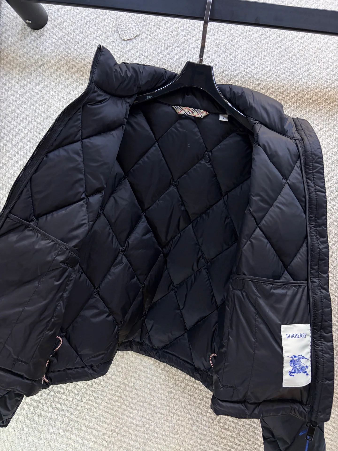 Куртки И Пуховики Женские Burberry 18605884