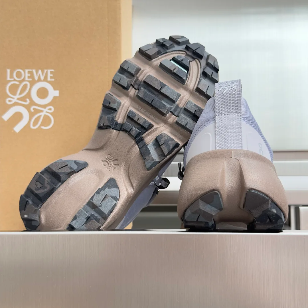 Women's Sneakers LOEWE 18339174