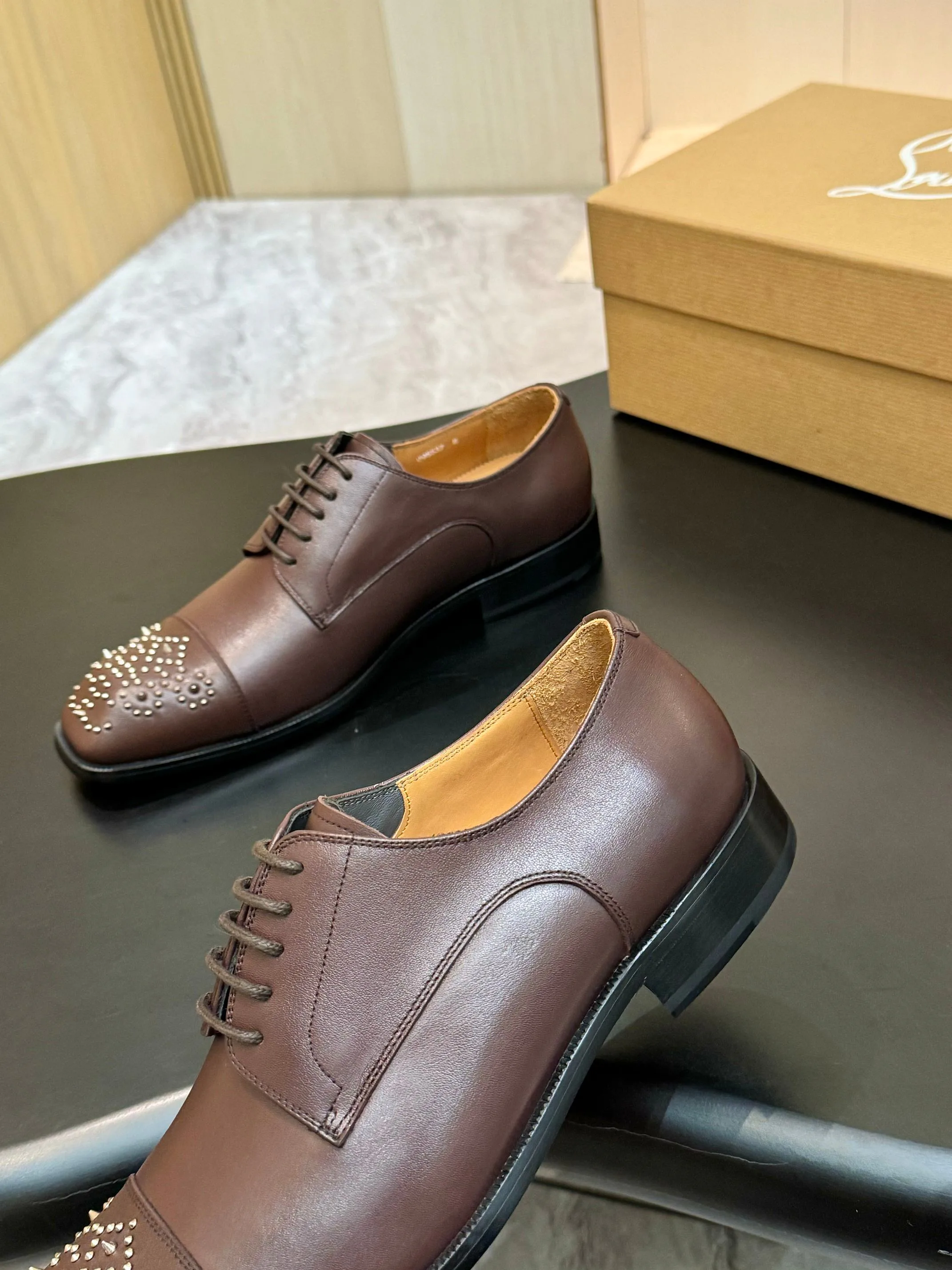 Men's Loafers And Dress Shoes CHRISTIAN LOUBOUTIN 18117245