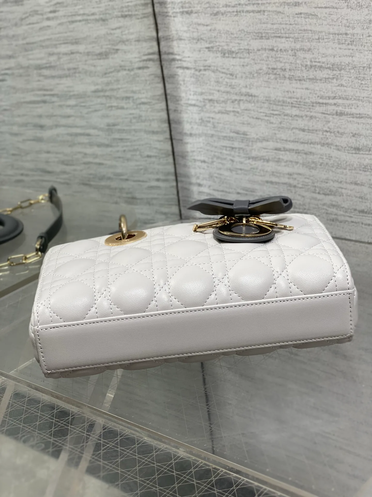 Women's Classic Handbags CHRISTIAN DIOR 18392940