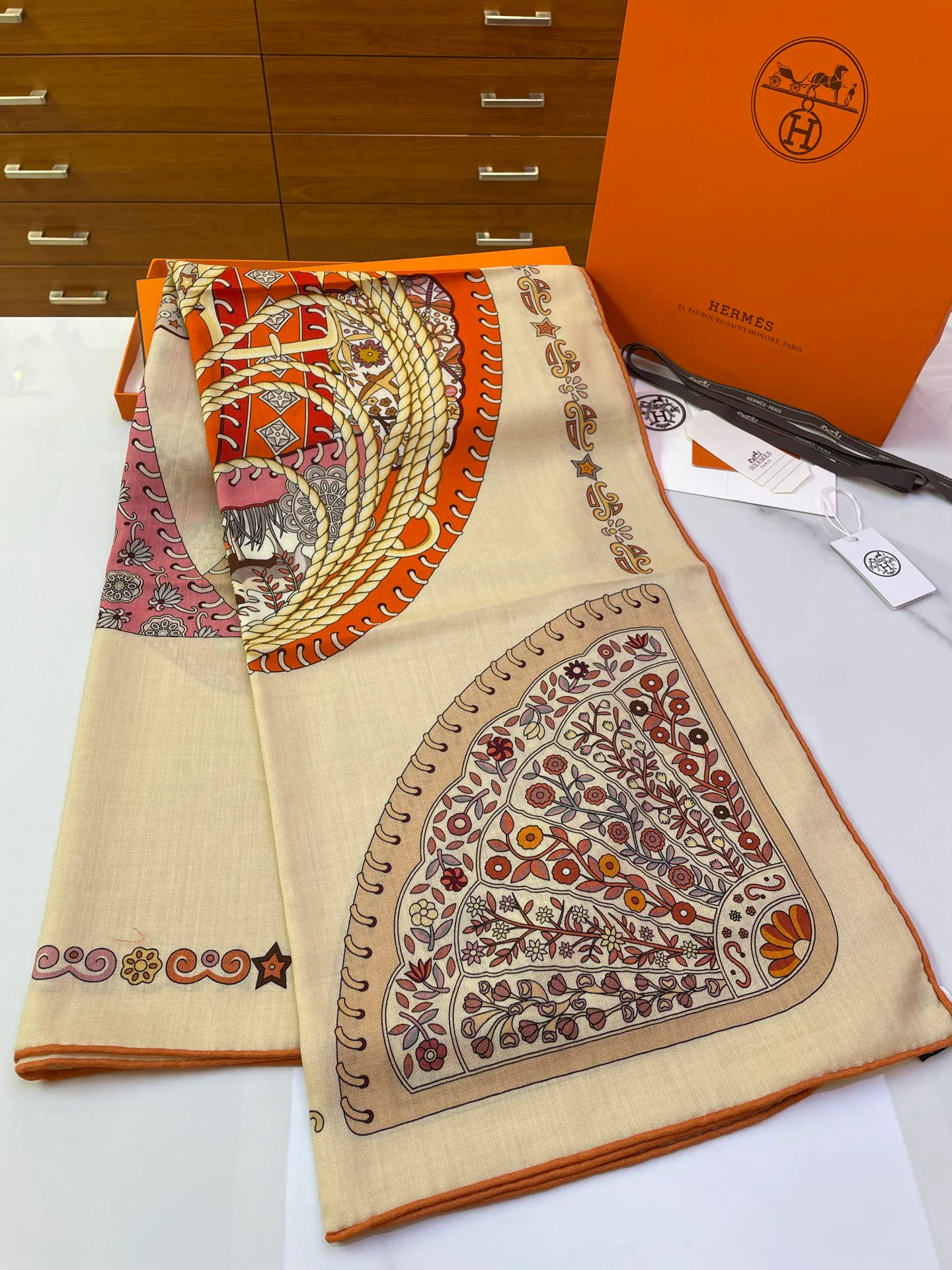 Scarves HERMES 17928315