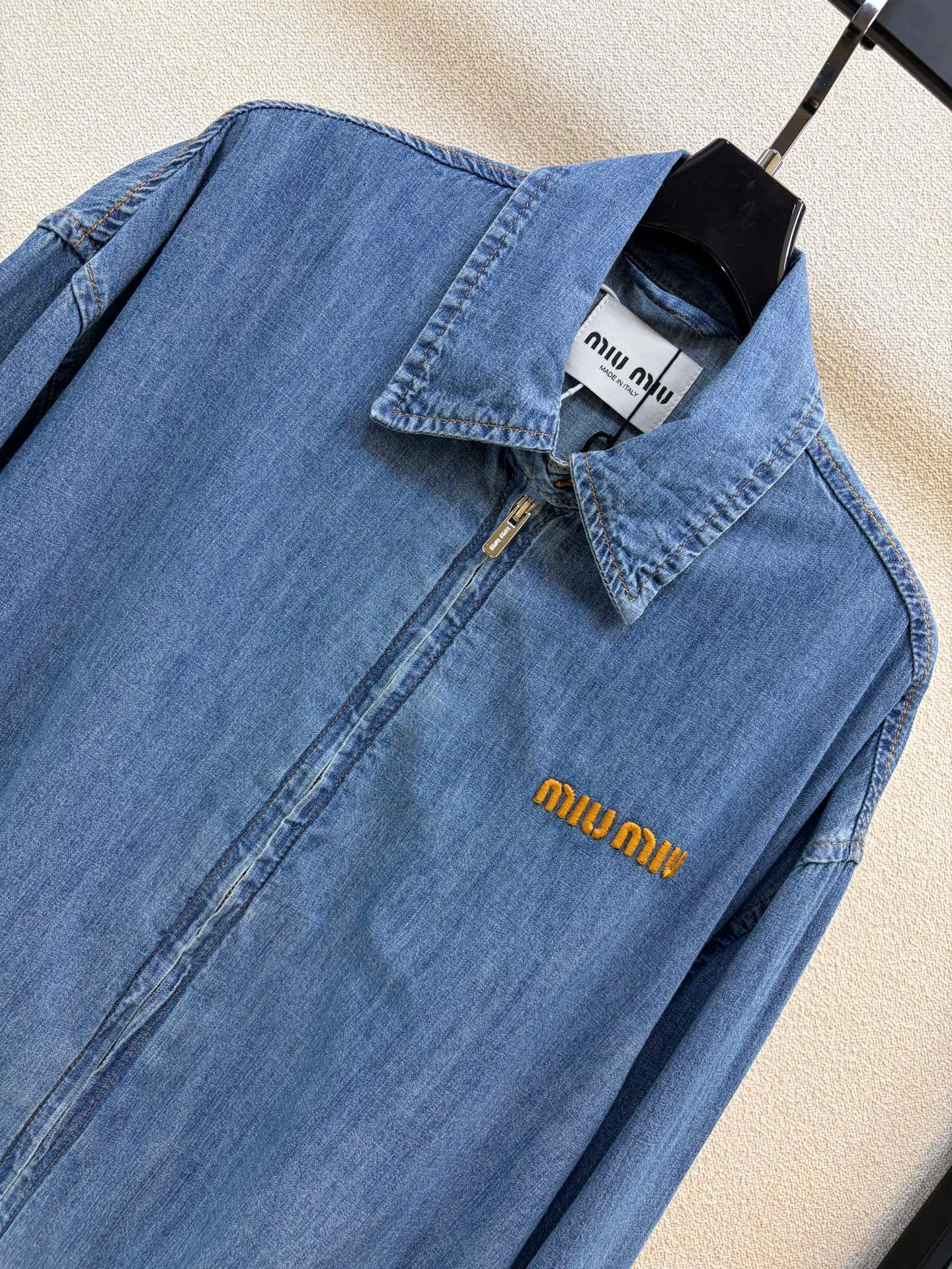 Women's Jackets And Down Jackets MIU MIU 18127618