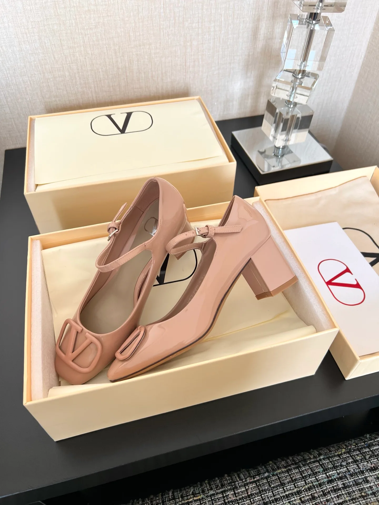 Women's Heels VALENTINO 17480146