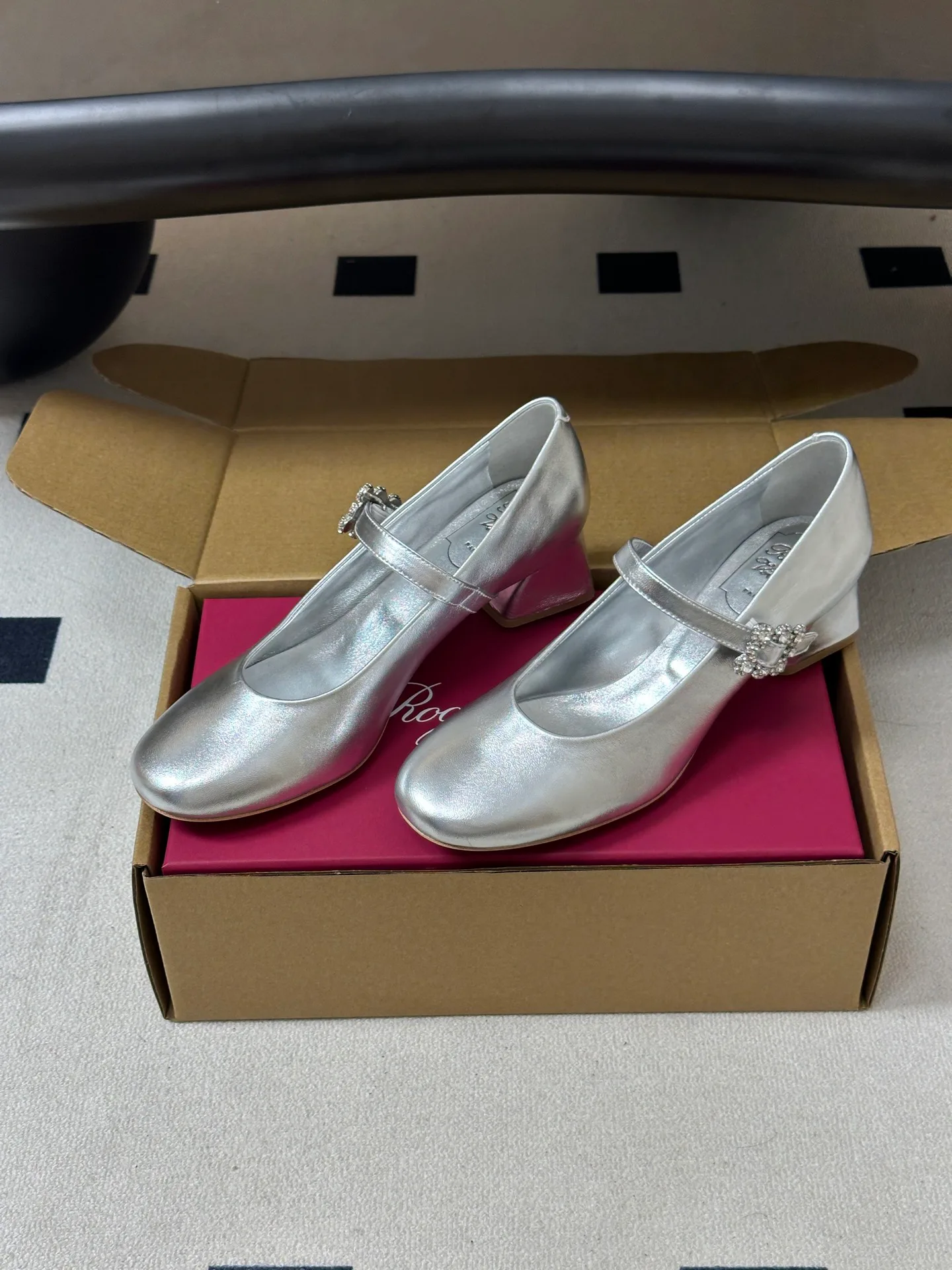 Women's Heels ROGER VIVIER 18041486