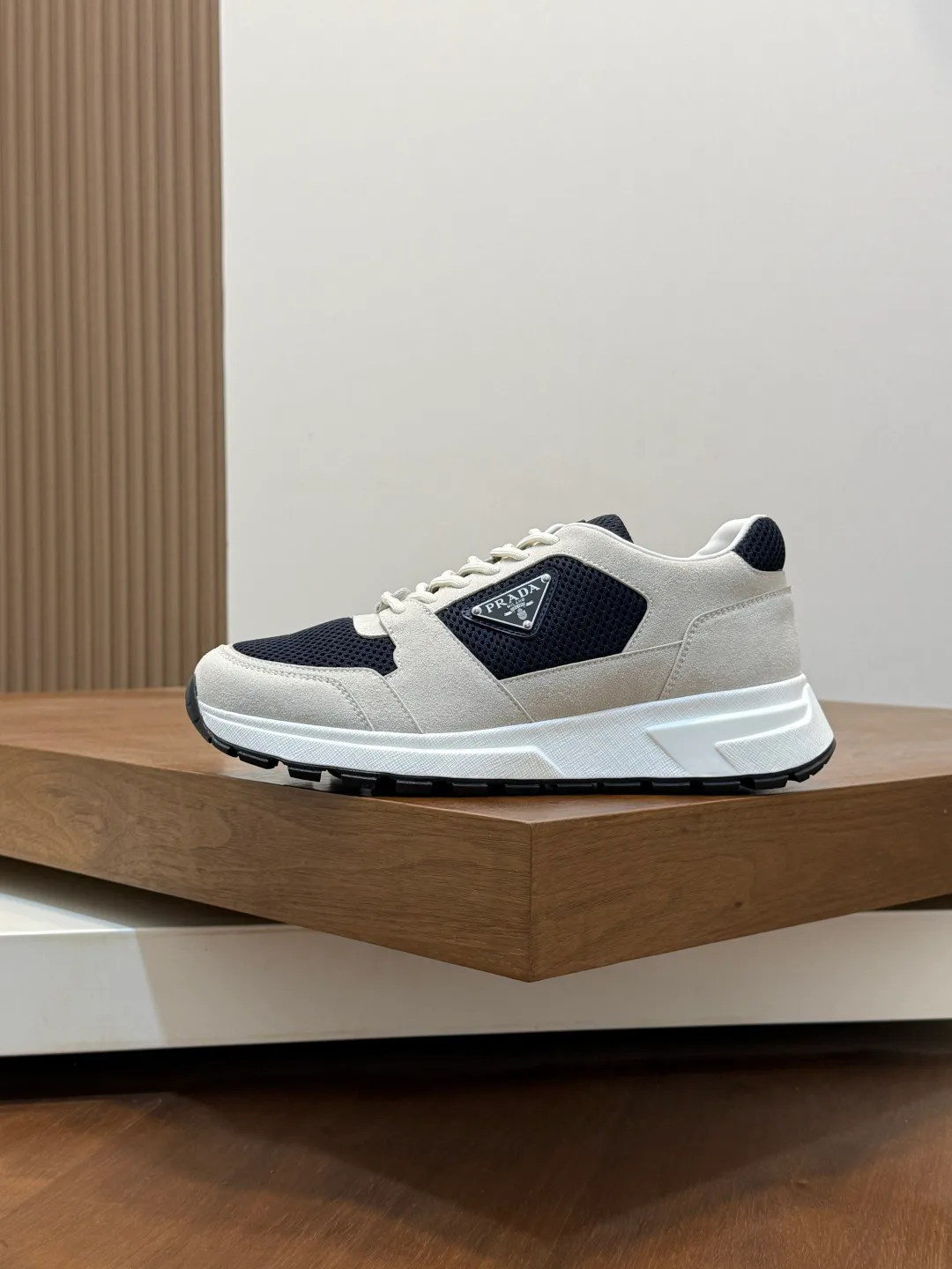 Men's Sneakers PRADA 17809338