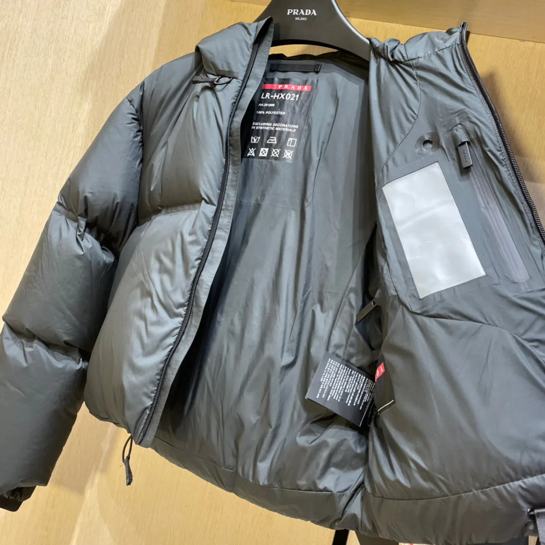 Women's Jackets And Down Jackets PRADA 18133799