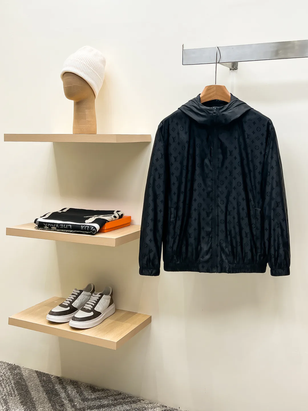 Men's Jackets And Down Jackets LOUIS VUITTON 18499129