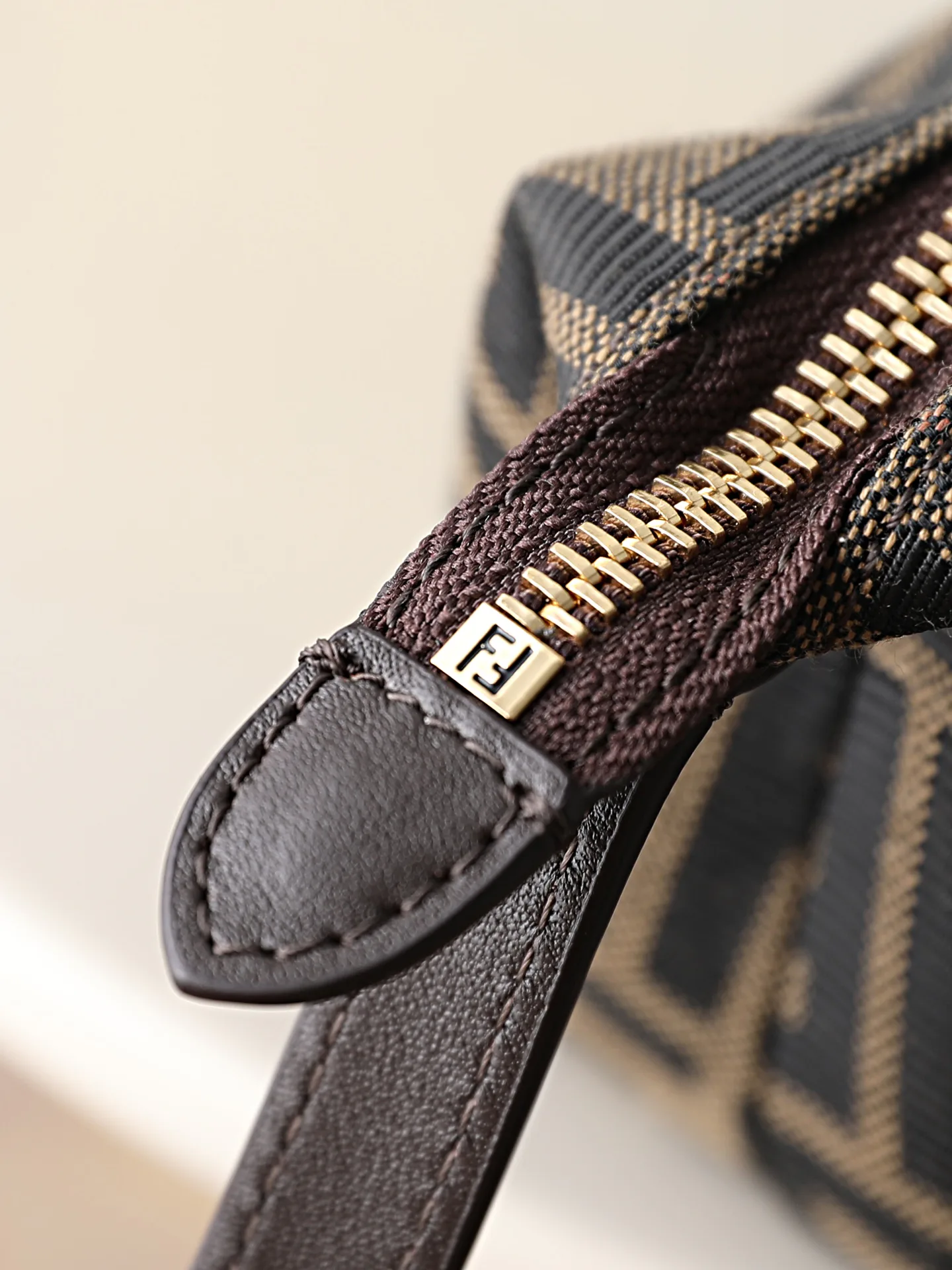 Women's Shoulder Bags FENDI 17913826