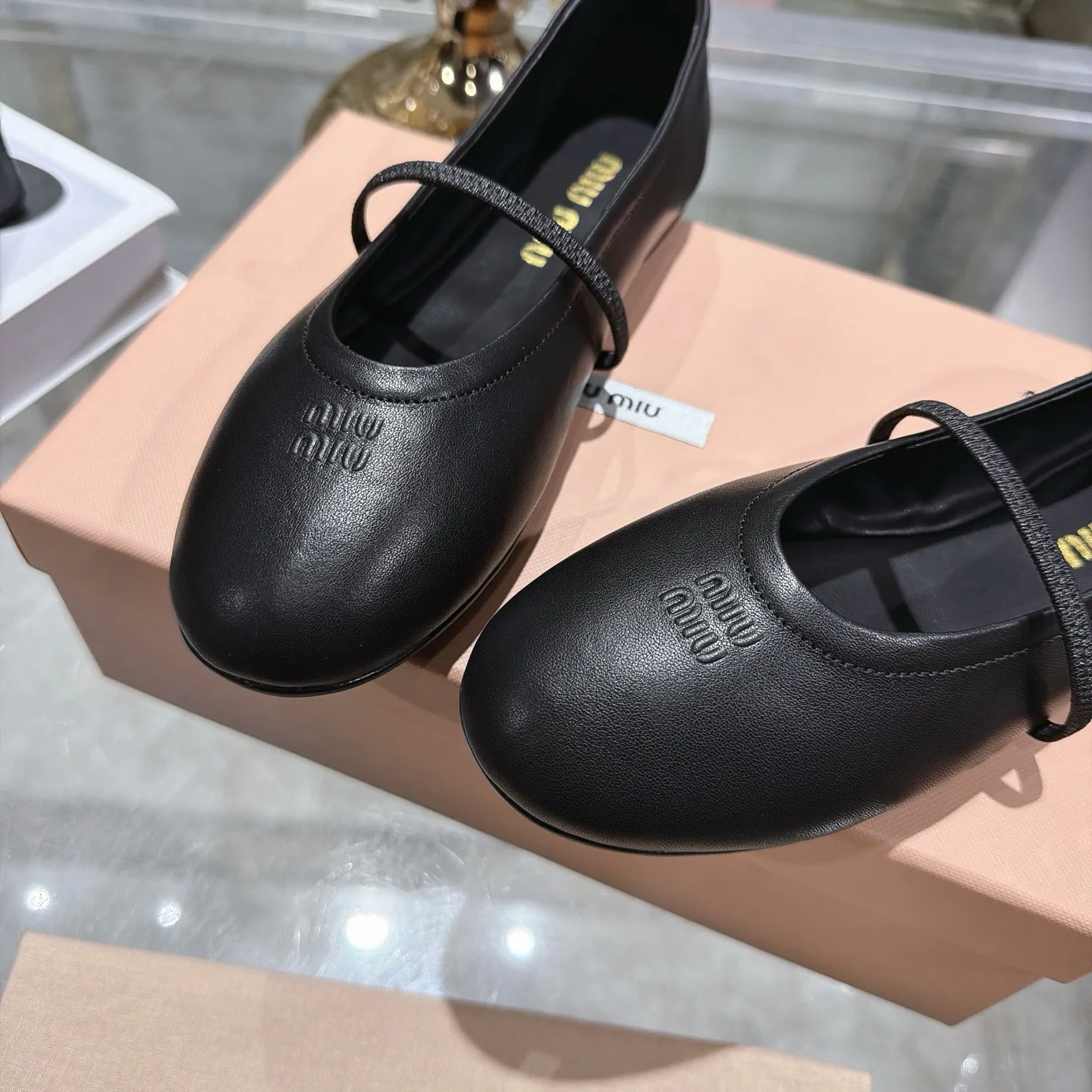 Women's Ballet Flats MIU MIU 16964702