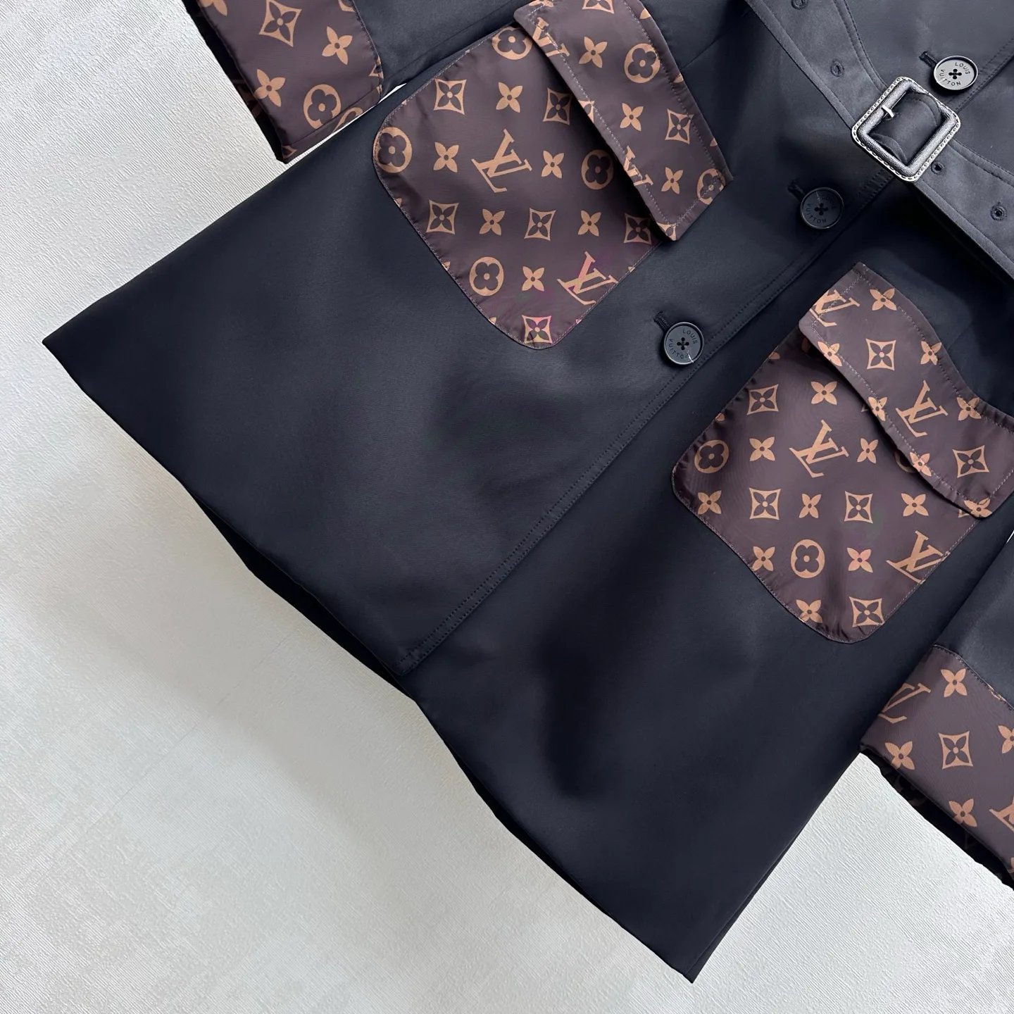 Women's Trench Coats LOUIS VUITTON 18555706