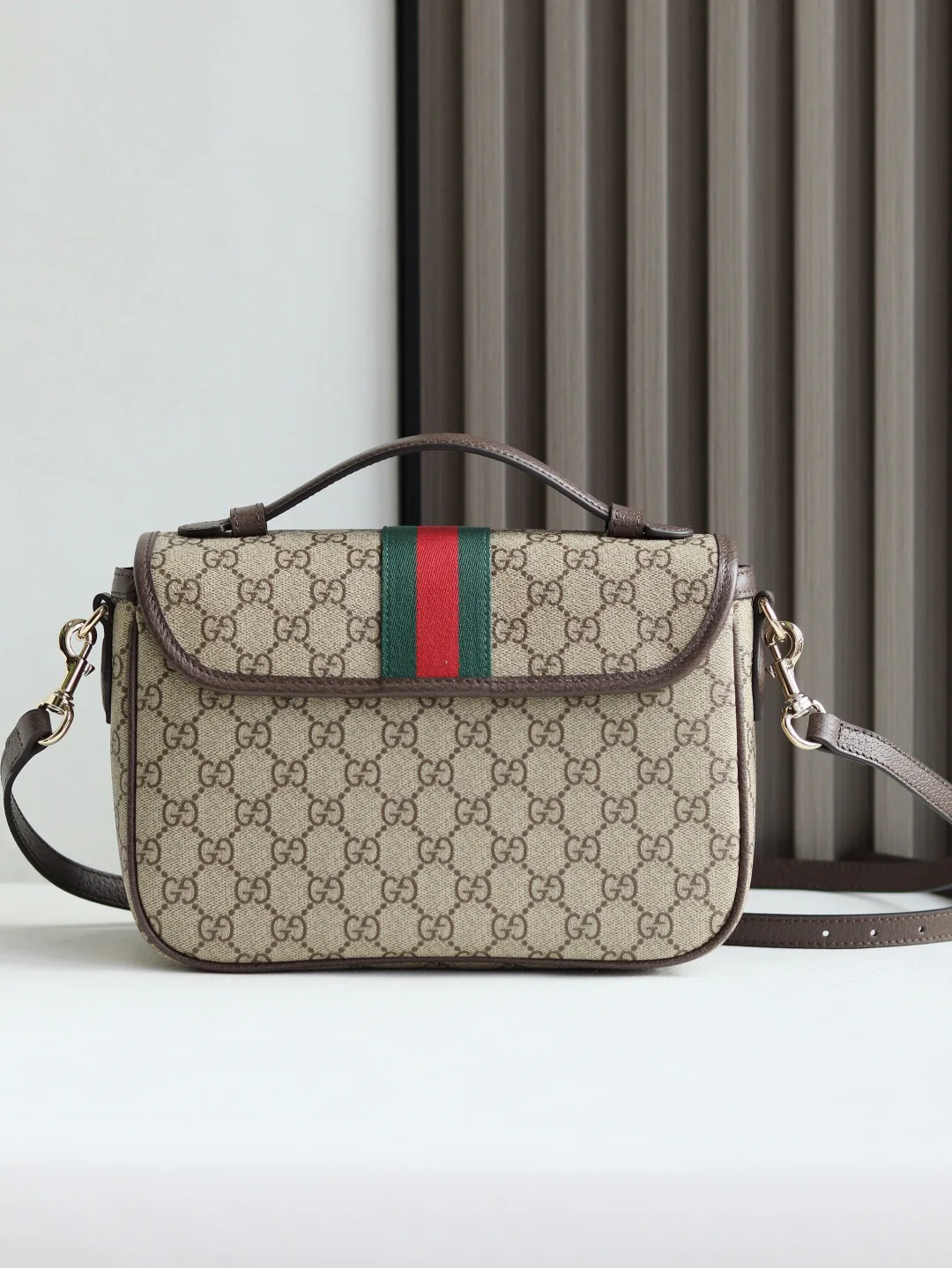Классические Сумки Женские Gucci 18614517