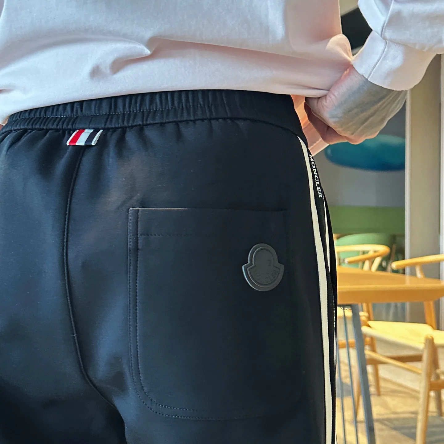 Men's Trousers MONCLER 18345735