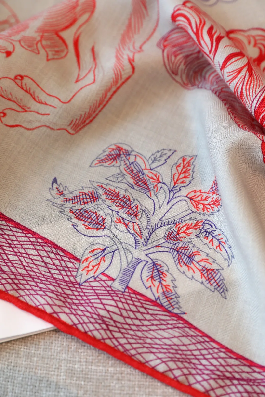 Silk Scarves HERMES 18093506