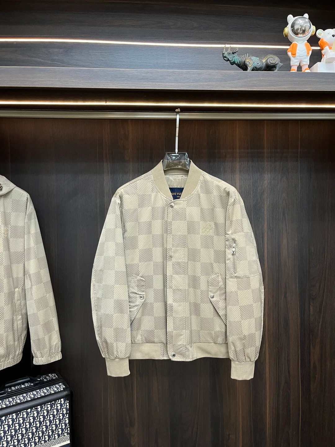 Men's Jackets And Down Jackets LOUIS VUITTON 18416713