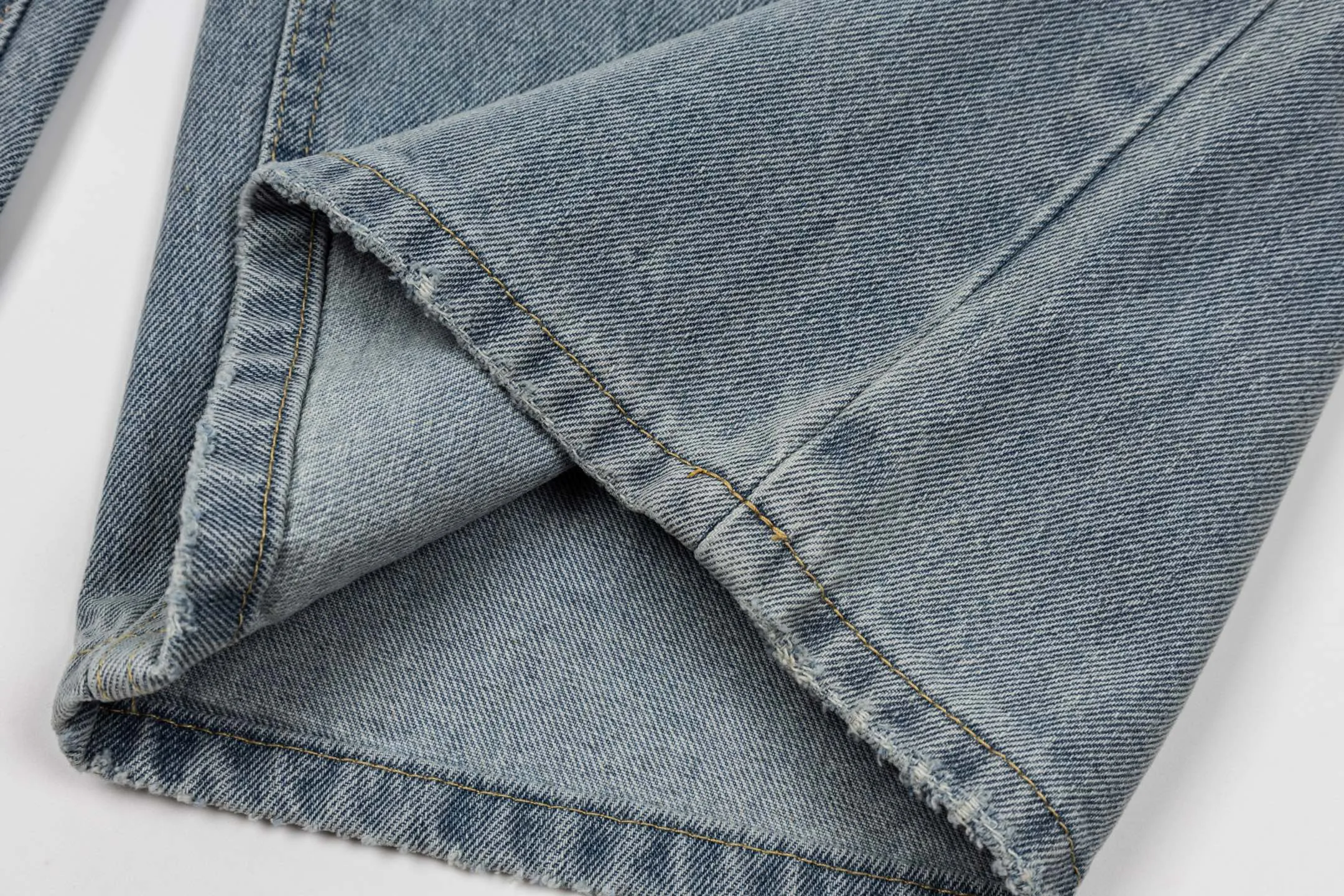 Women's Jeans BALENCIAGA 16984047