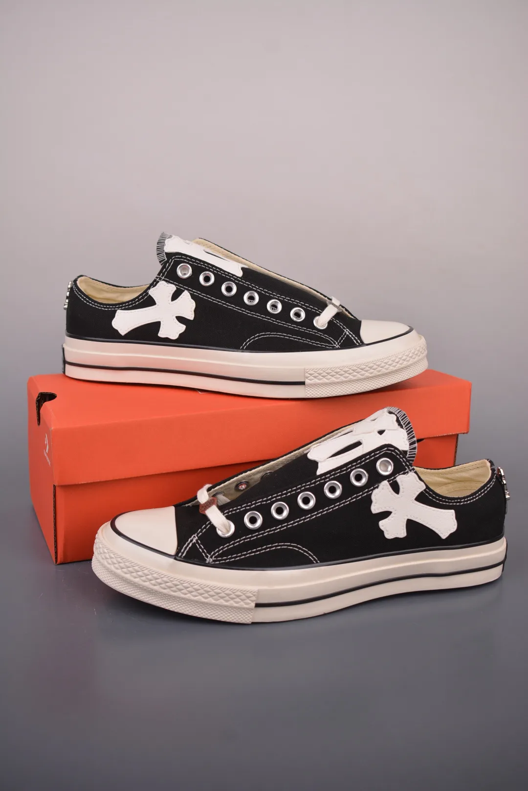 Women's Canvas Shoes CONVERSE 17245396