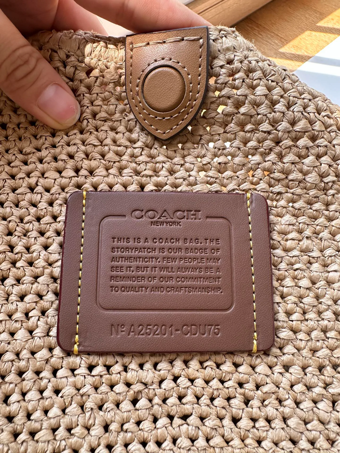 Women's Classic Handbags COACH 17960930