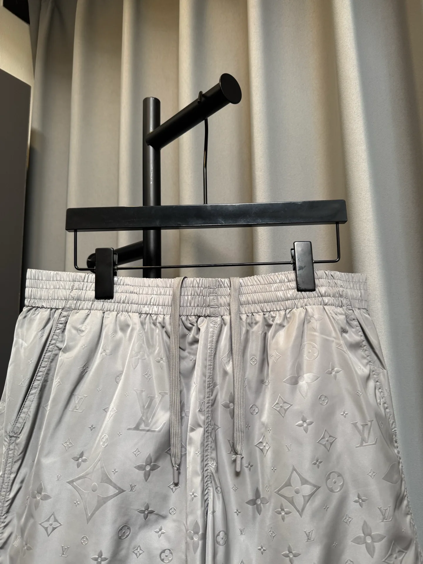 Men's Shorts LOUIS VUITTON 17420968