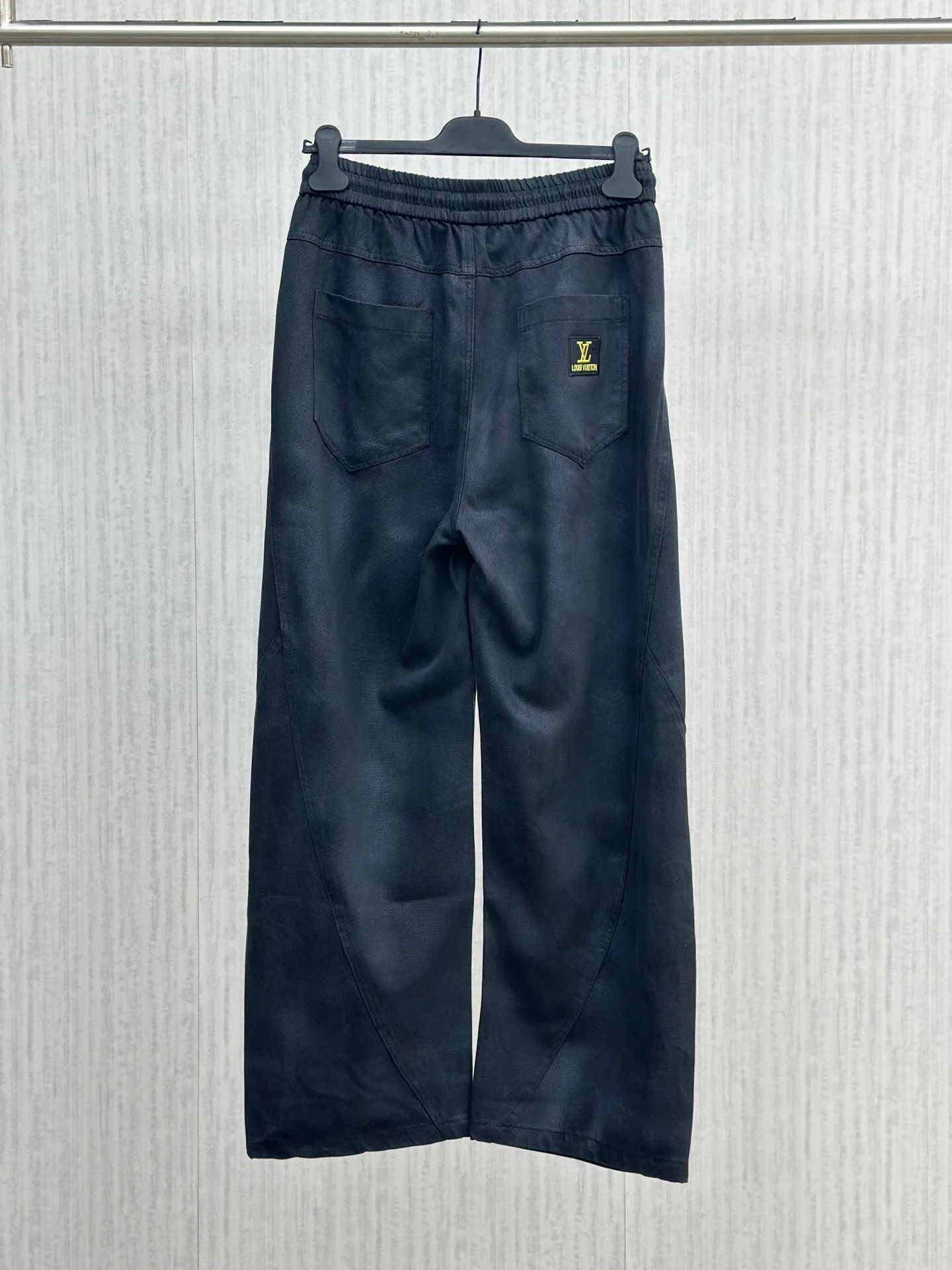 Брюки Мужские Louis Vuitton 18566838