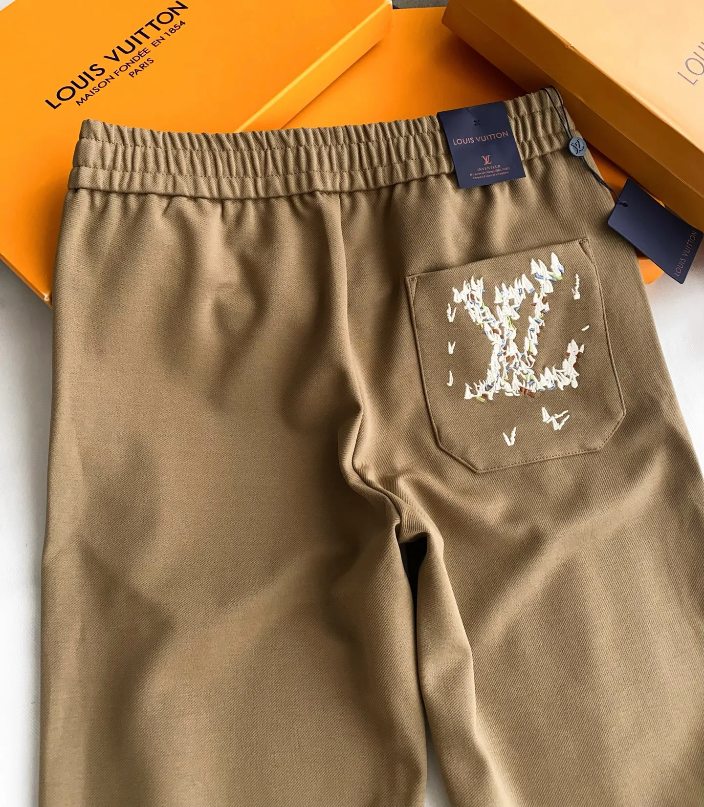 Men's Trousers LOUIS VUITTON 18161918