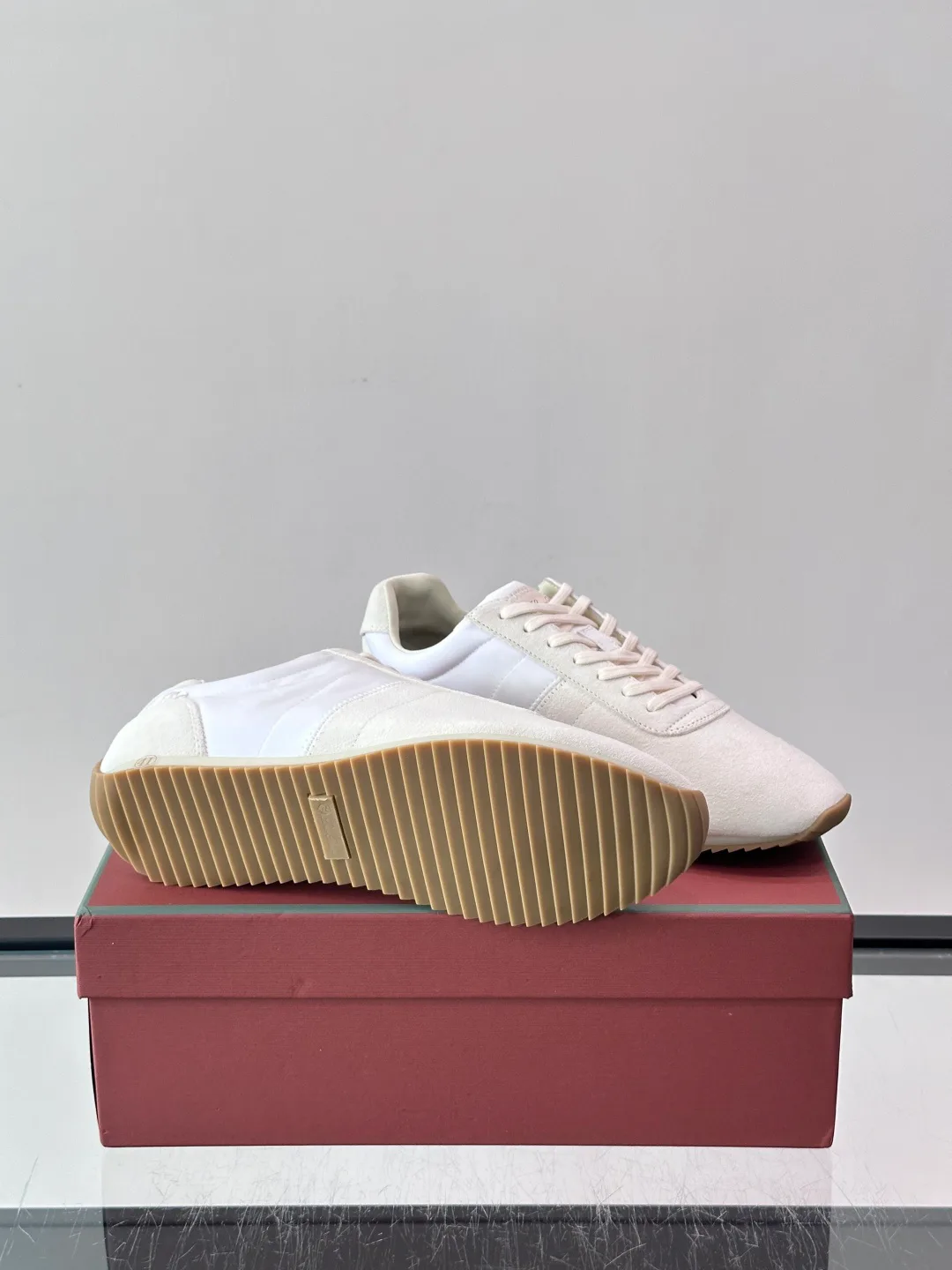 Women's Sneakers LORO PIANA 17447596