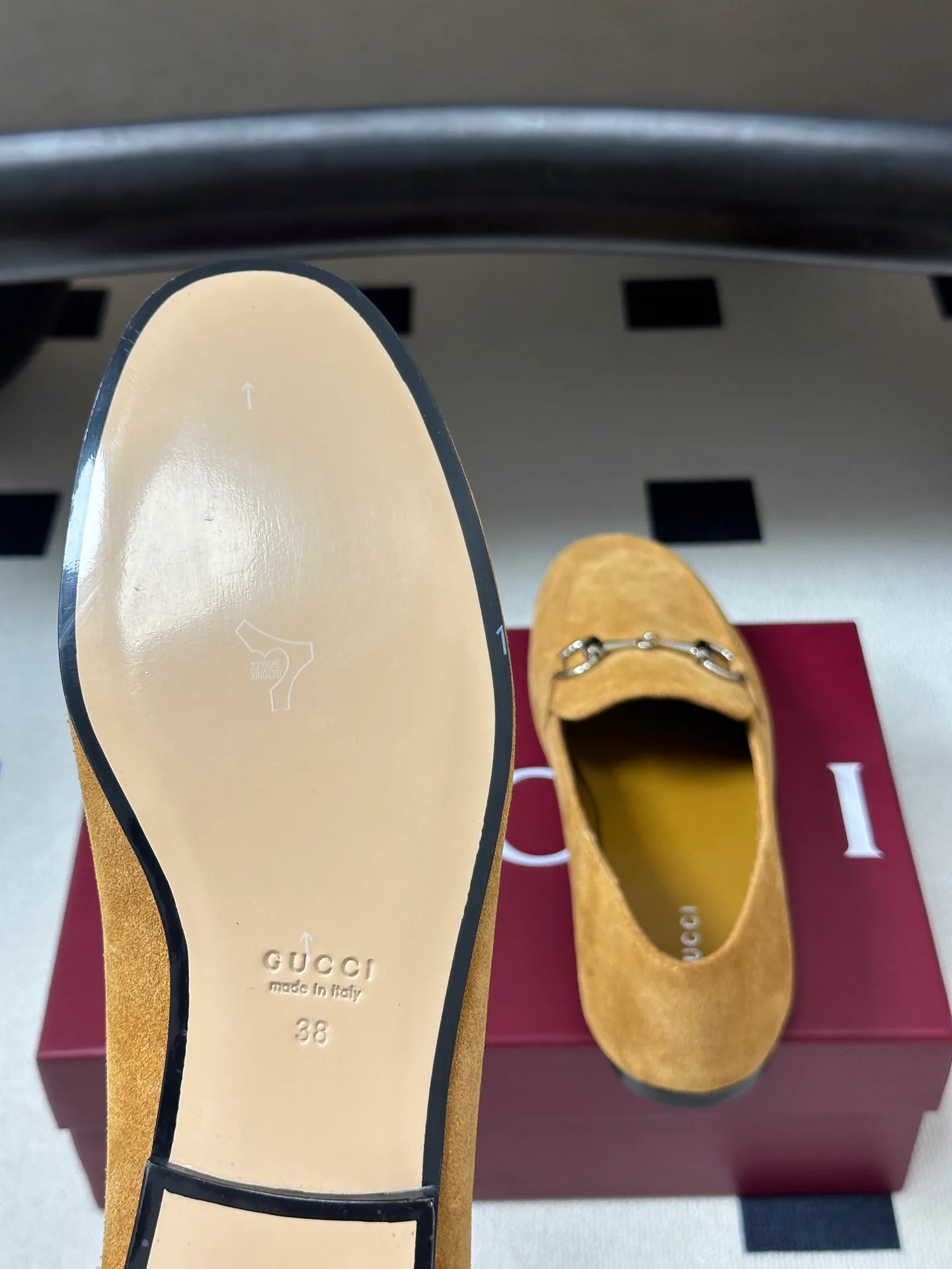 Women's Loafers And Moccasins GUCCI 18049750