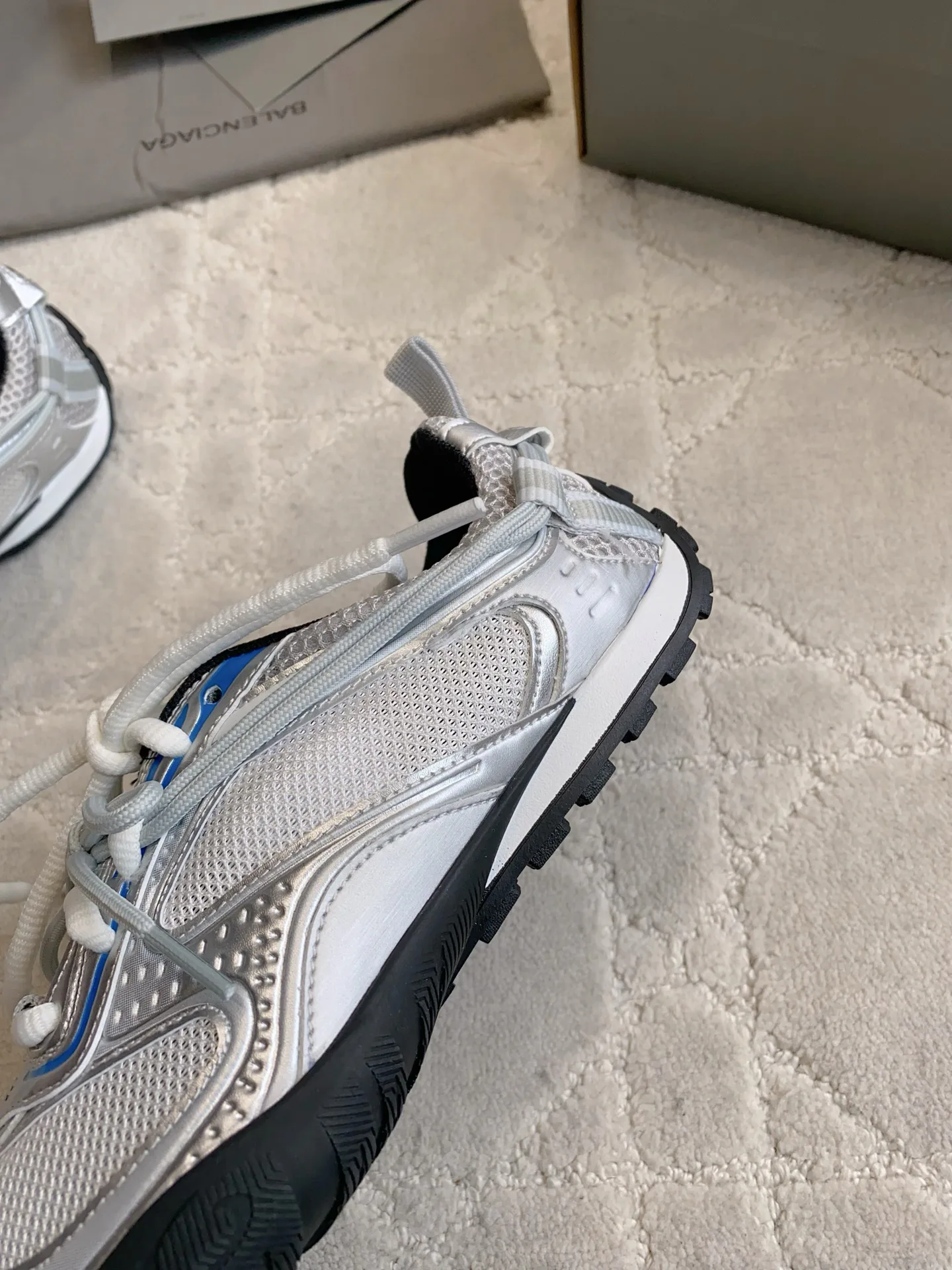 Women's Sneakers BALENCIAGA 18133400