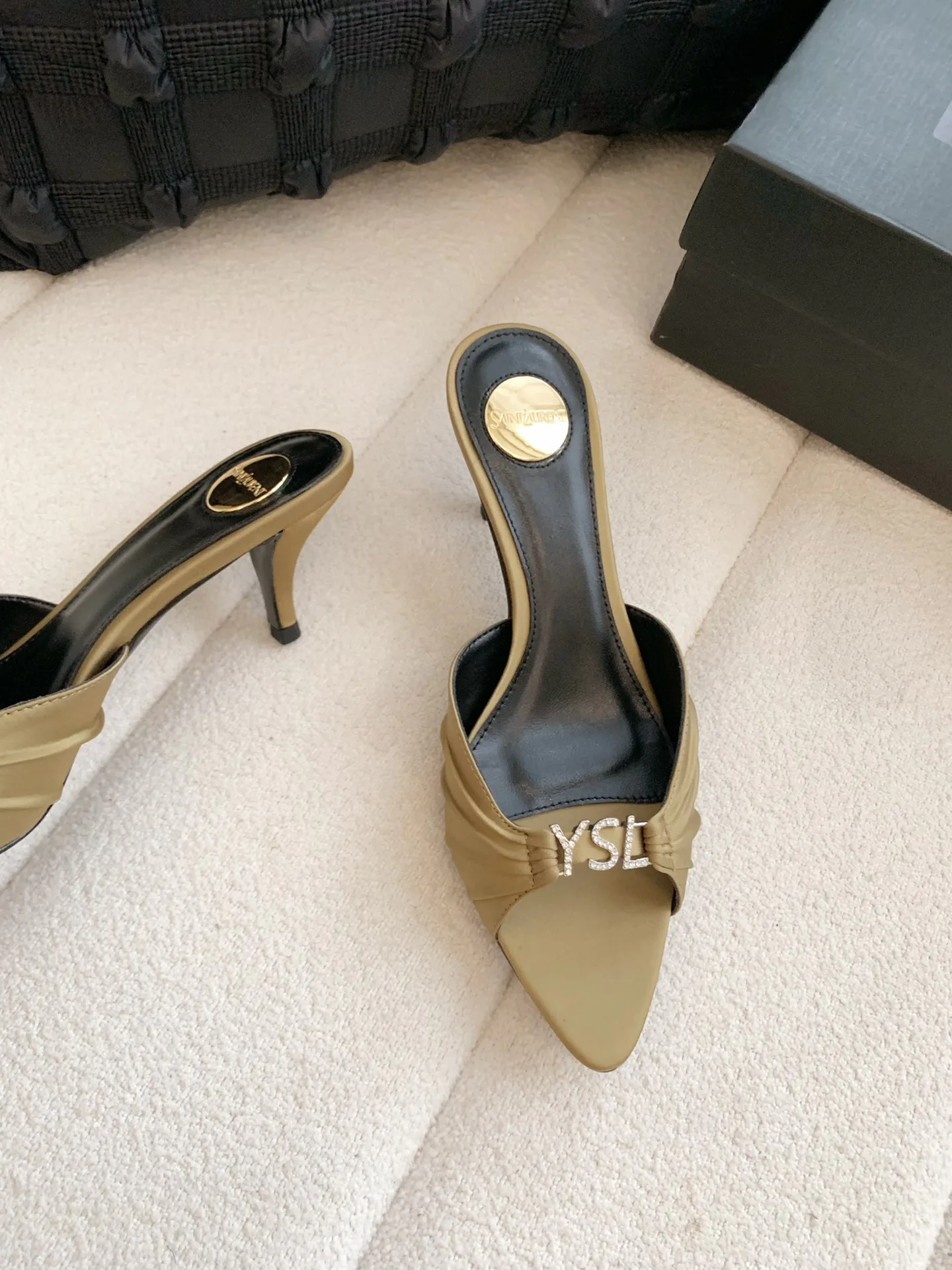 Women's Mules And Clogs SAINT LAURENT 17371763